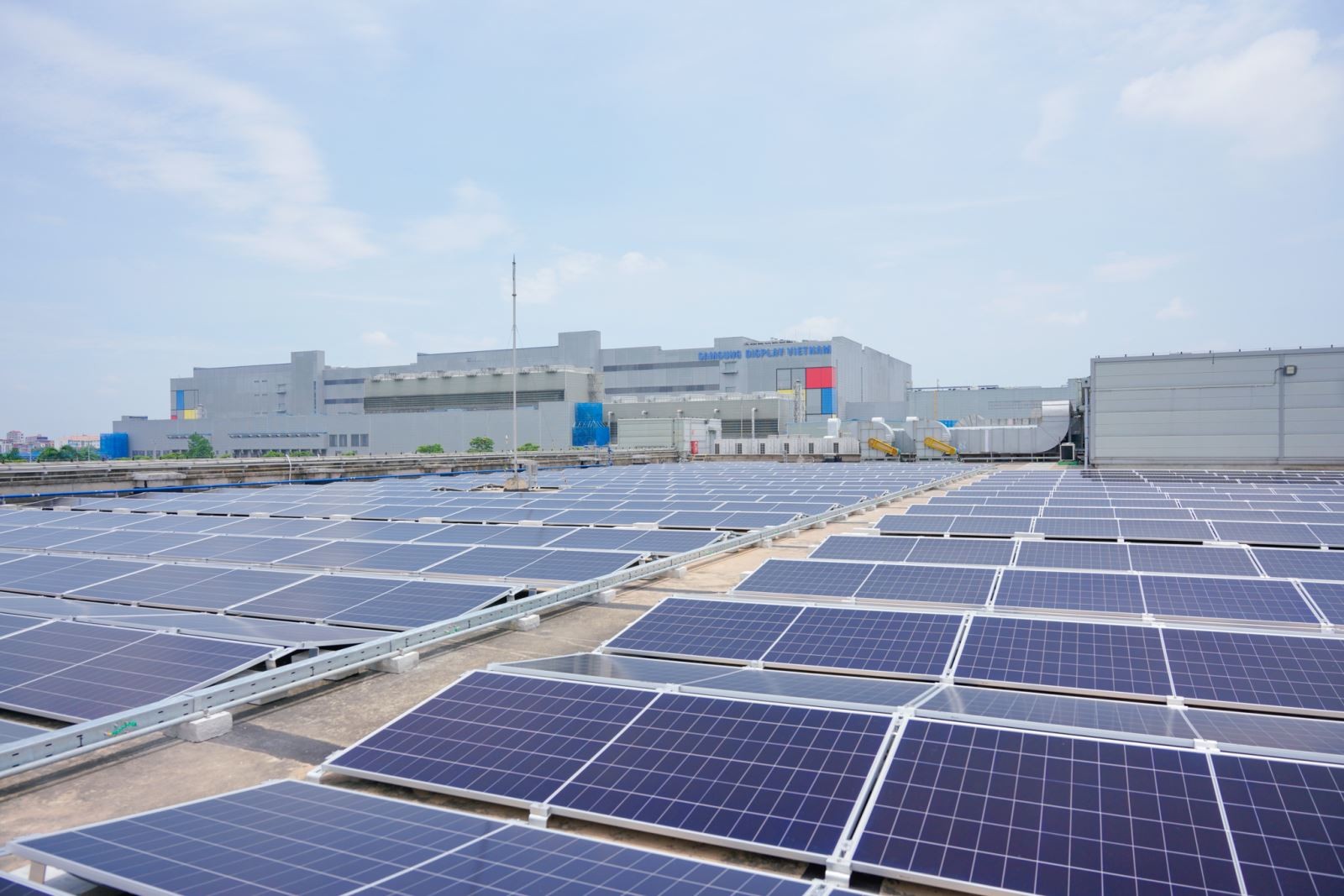 Samsung Electronics Vietnam – 2.38 MWp Rooftop Solar Project